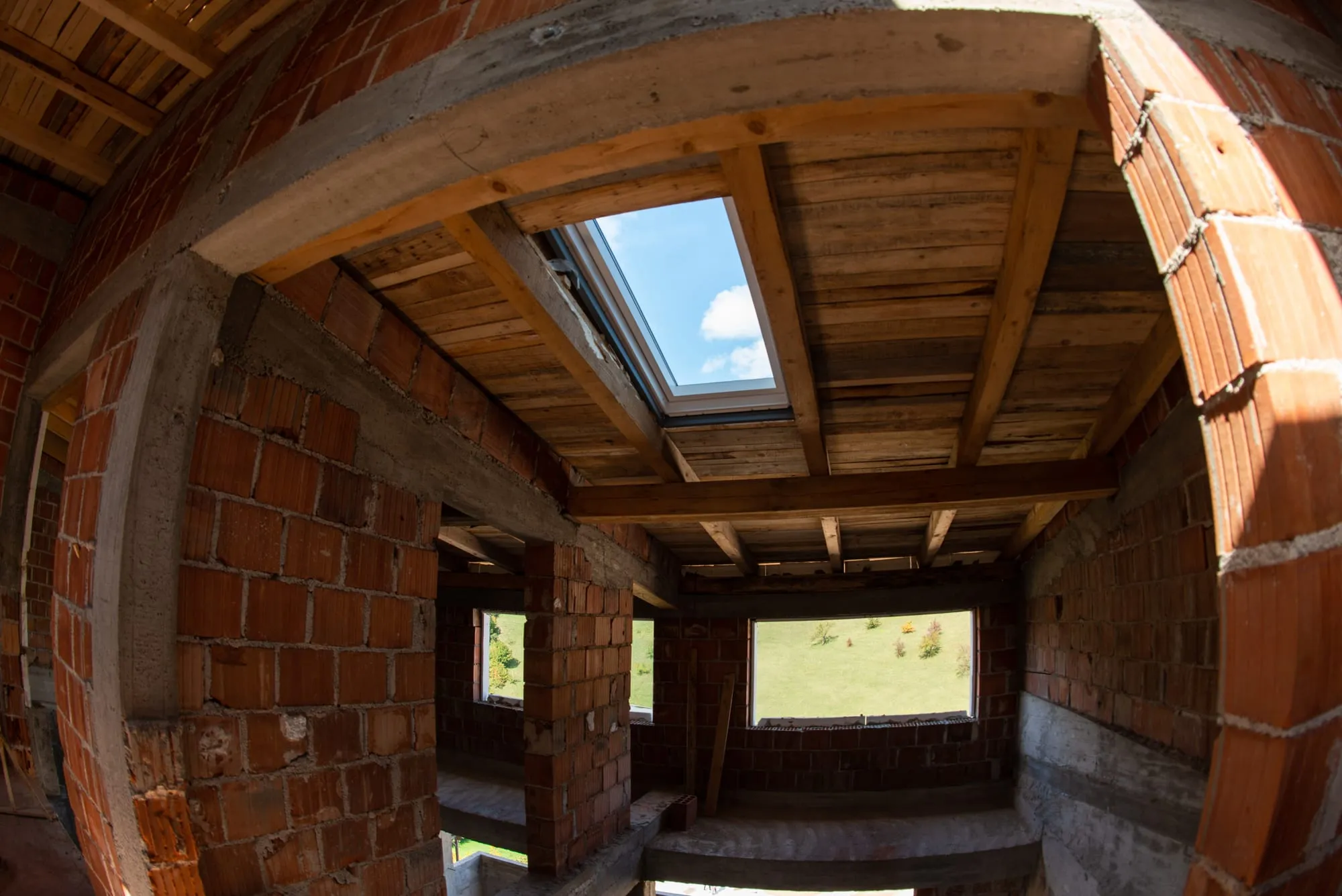 Attic Insulation in Older Buildings: Underestimated Deadlines for Franconian Homeowners - Nuremberg | my-home.de Real Estate